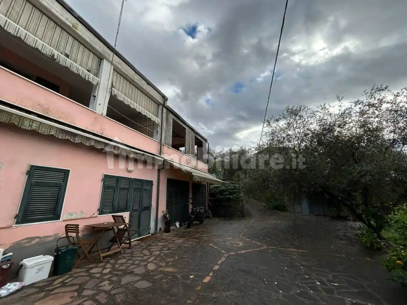 Villa in vendita a Sarzana