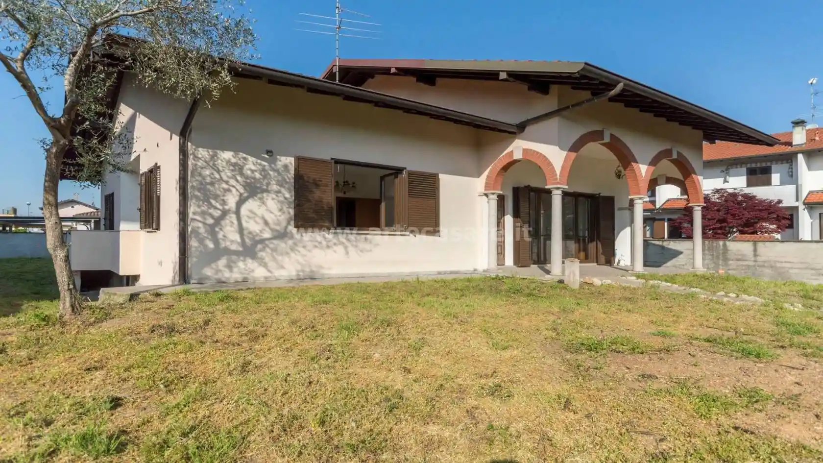 Villa in vendita a Villa Cortese