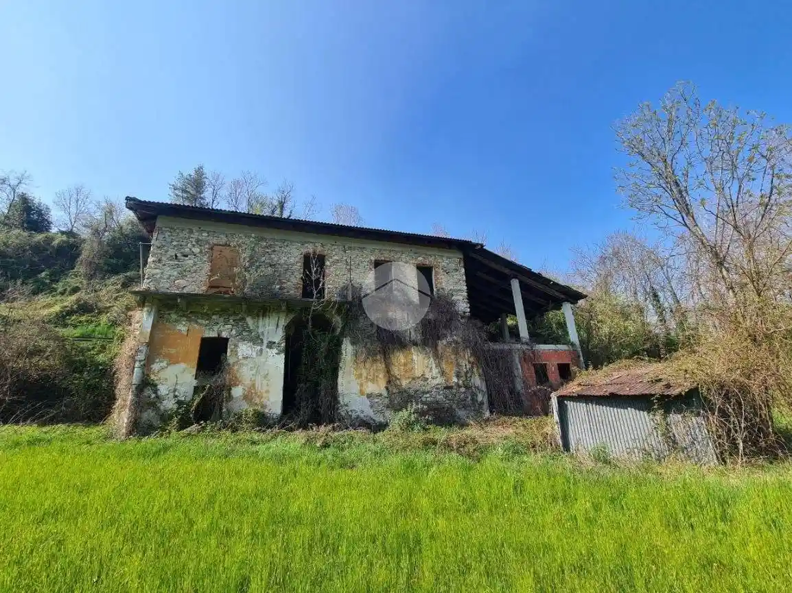 Casa indipendente in vendita a Cuorgnè