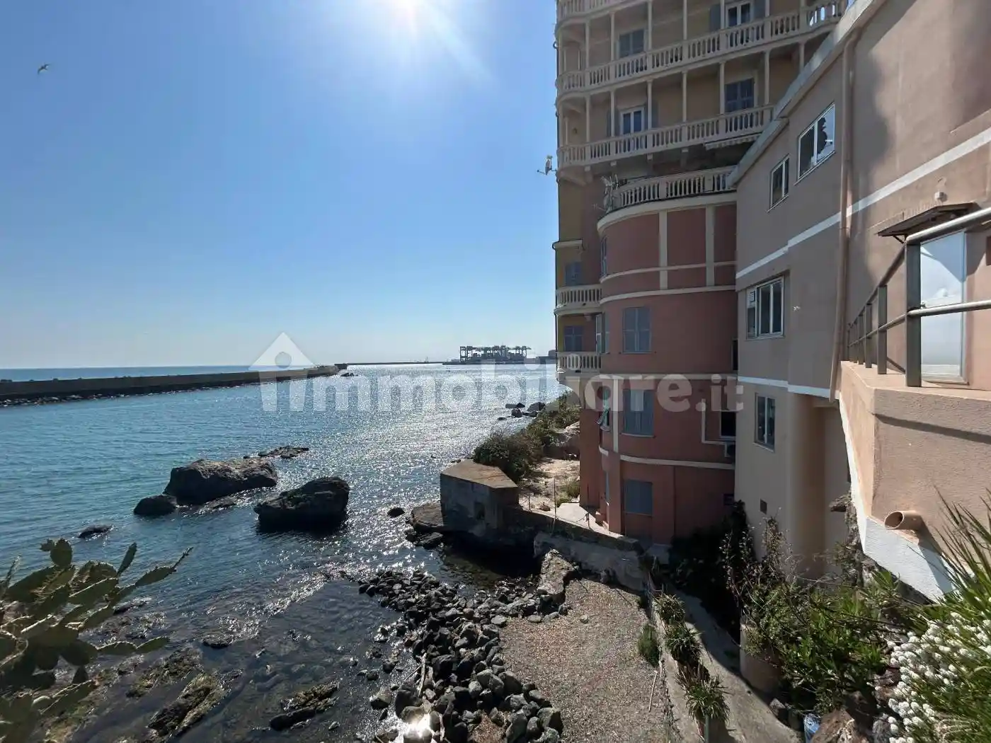 Appartamento in vendita a Genova