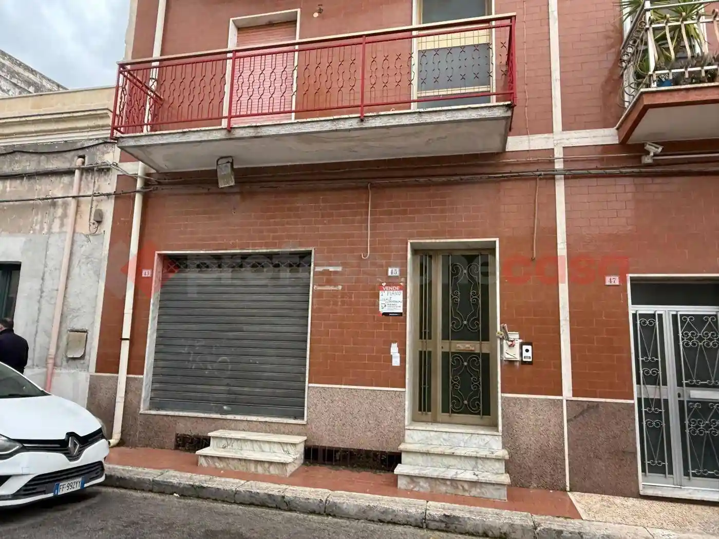 Palazzo - Edificio in vendita a Sava