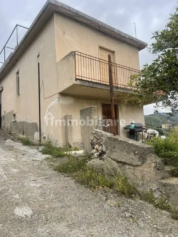 Villa in vendita a Reggio Calabria