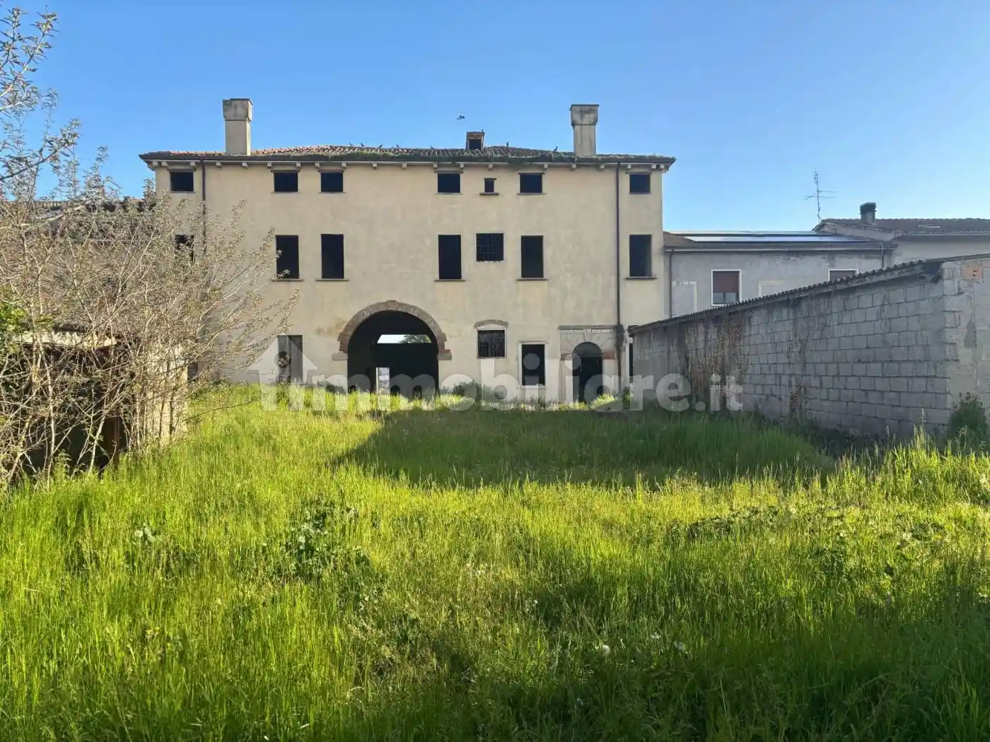 Rustico - Casale in vendita a Ronco all'Adige