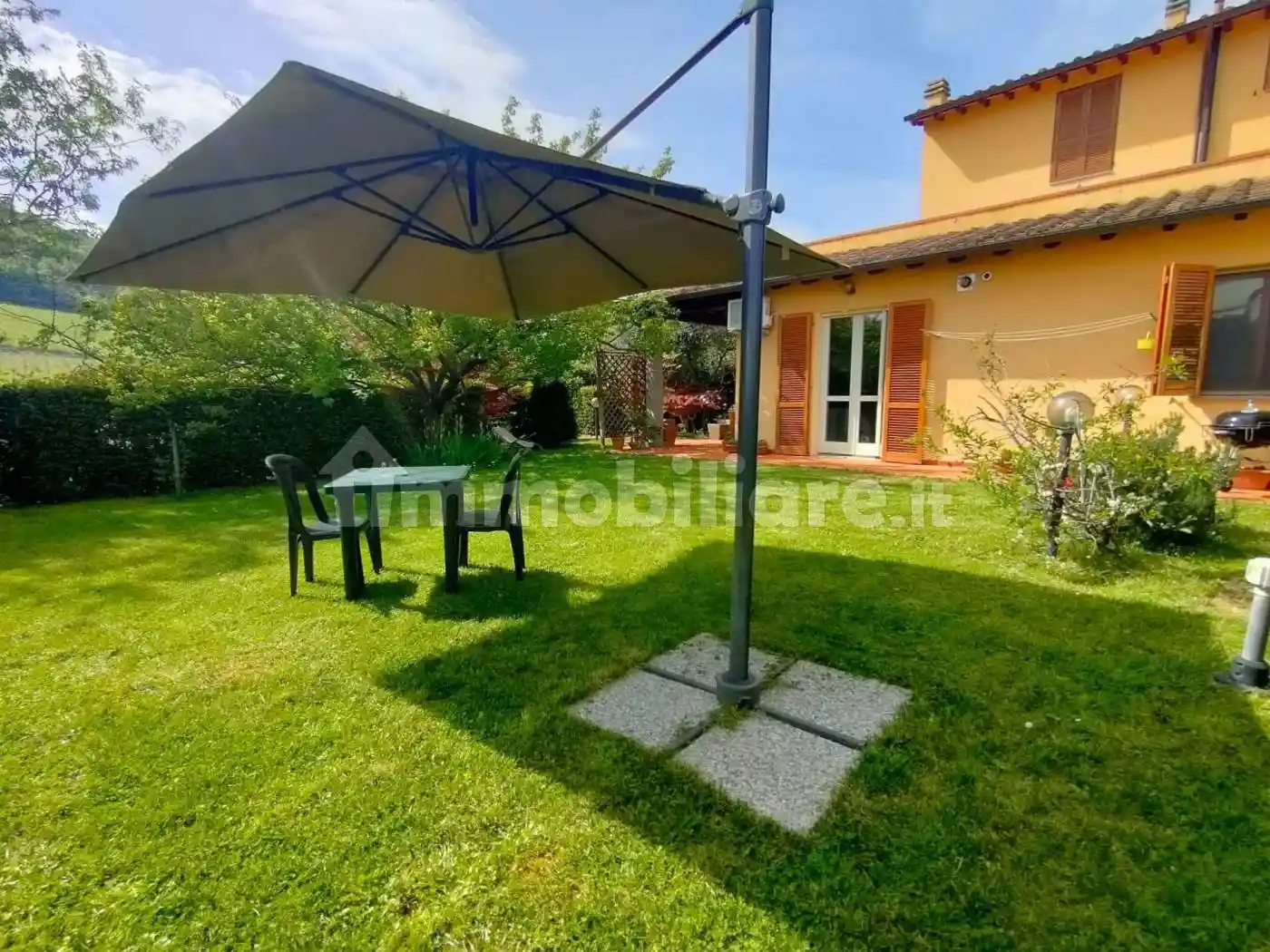 Appartamento in vendita a Carmignano