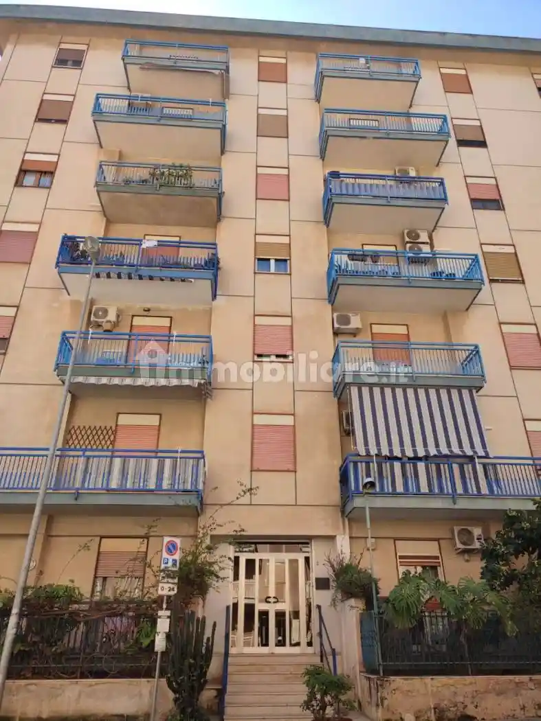 Appartamento in vendita a Palermo