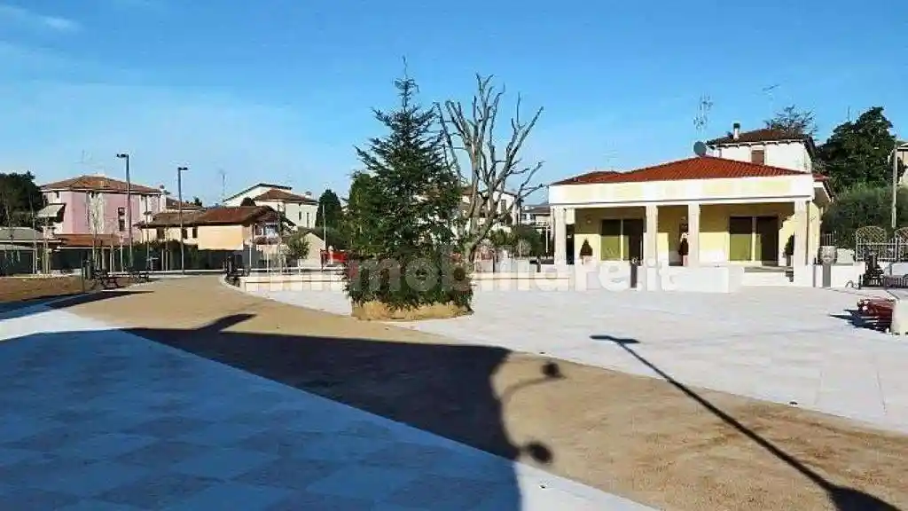 Appartamento in vendita a Castelnuovo del Garda