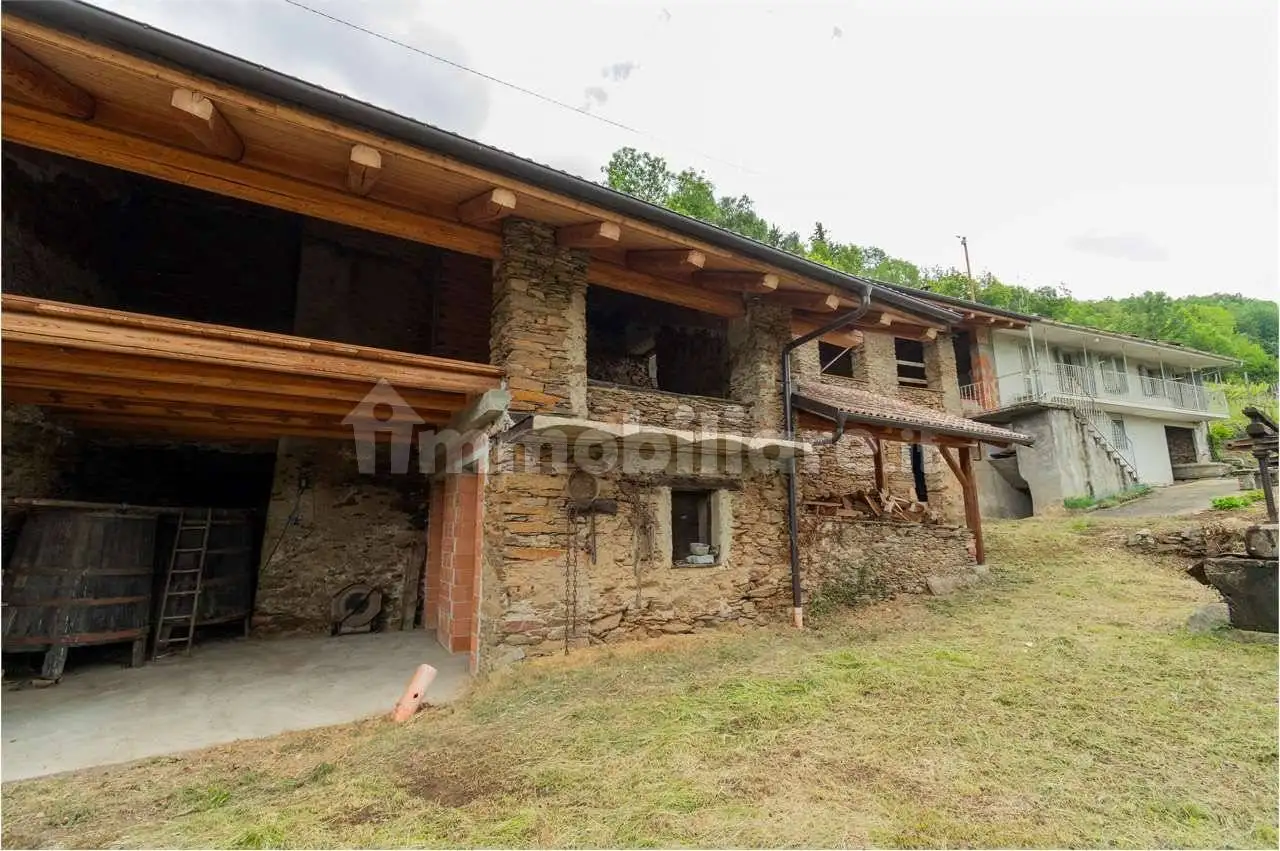 Rustico - Casale in vendita a Porte