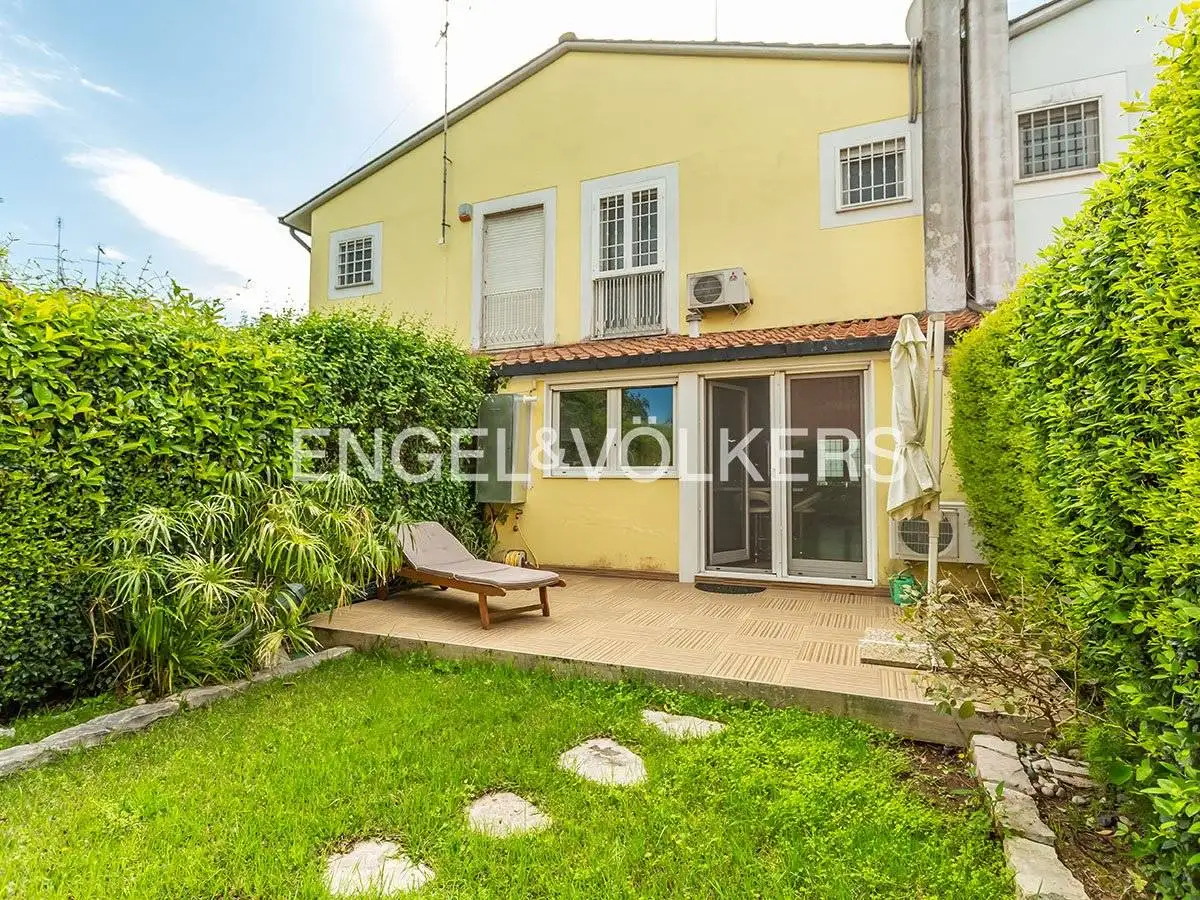 Villa a schiera in vendita a Roma