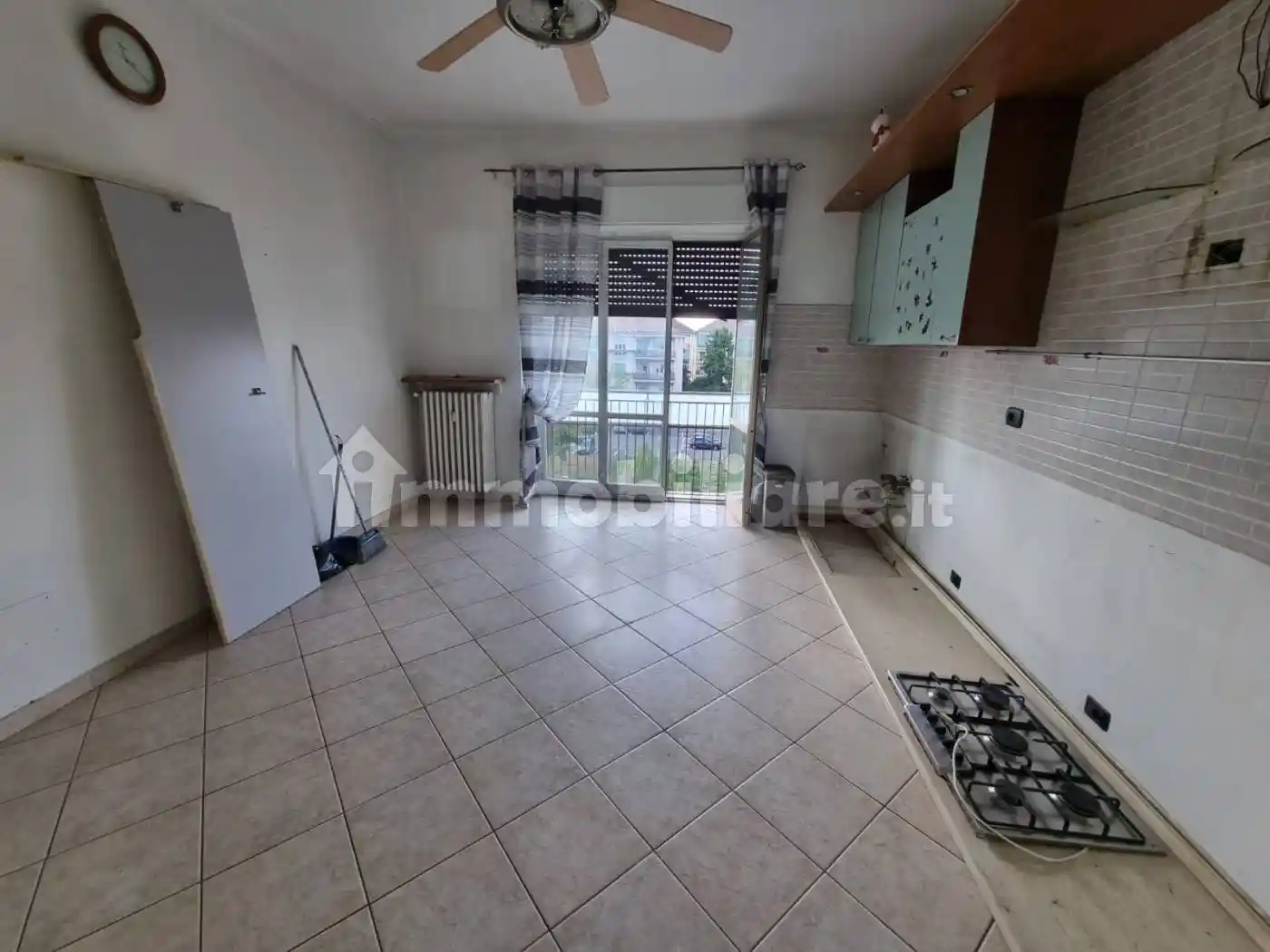 Appartamento ottimo stato, quarto piano, Galimberti, Alessandria - foto 2