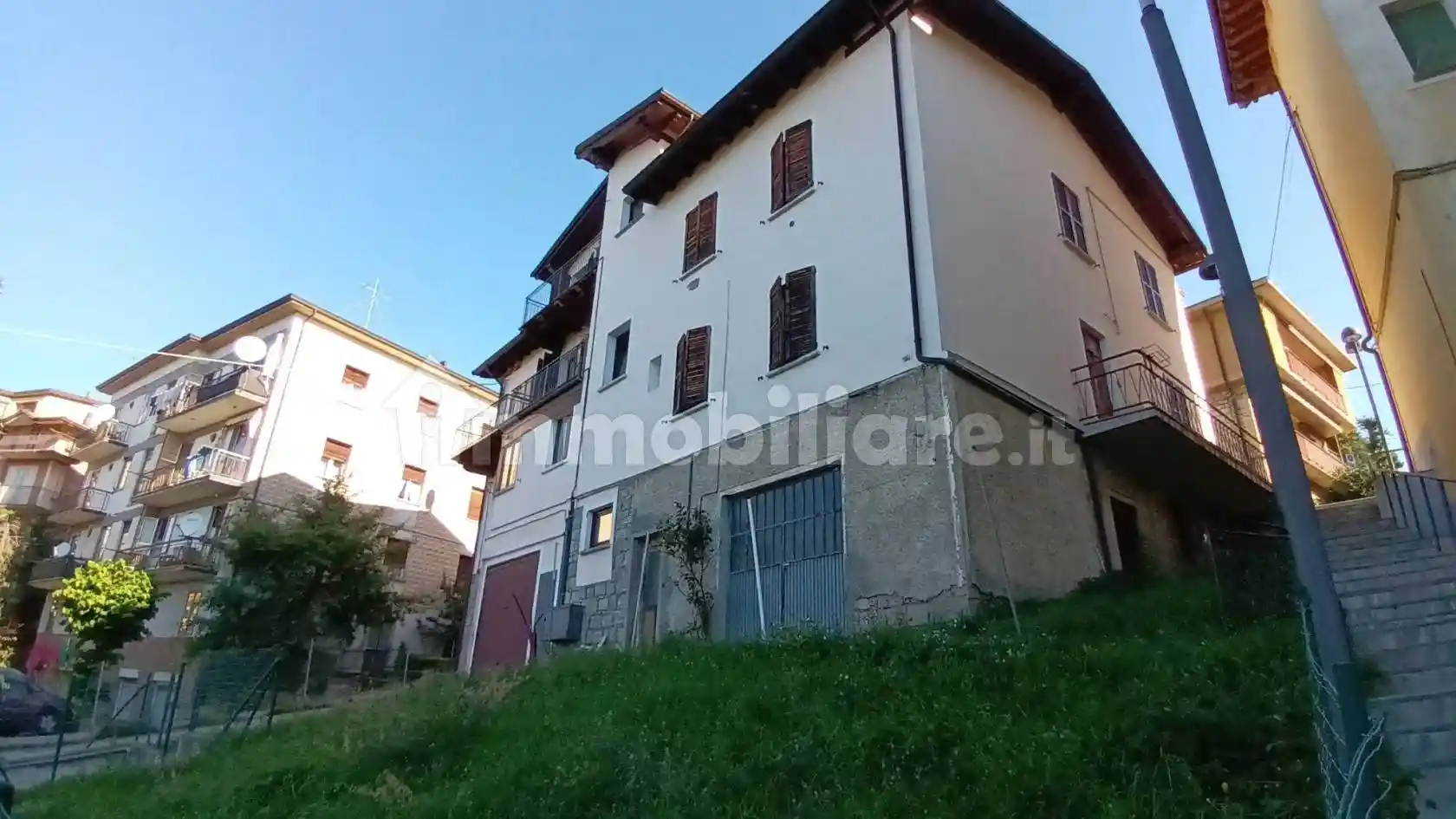 Villa in vendita a Serramazzoni