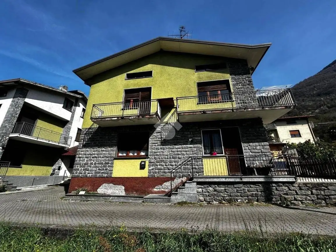 Casa indipendente in vendita a Verceia