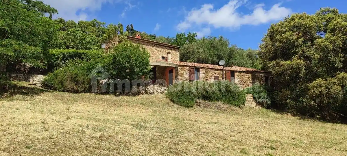 Rustico - Casale in vendita a Gavorrano