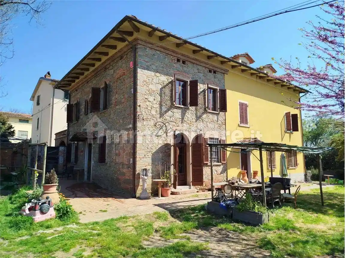 Rustico - Casale in vendita a Altopascio