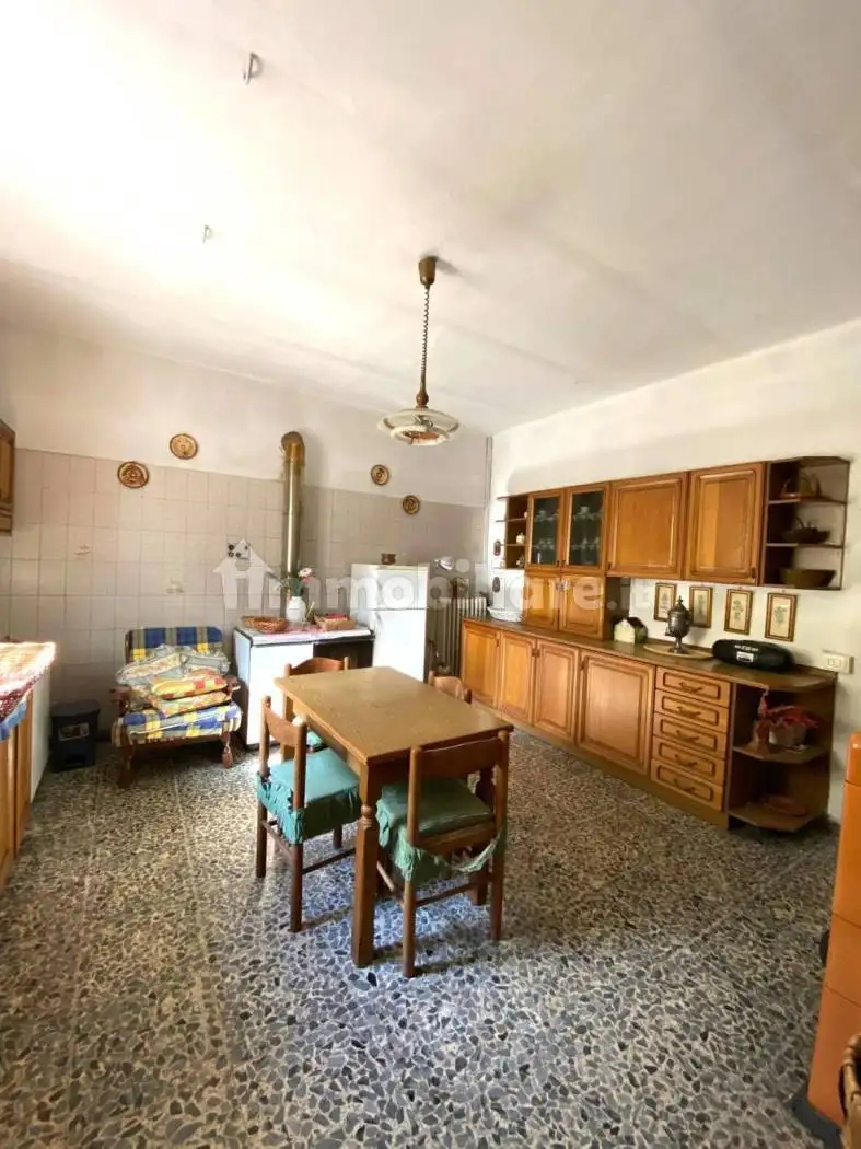 Terratetto unifamiliare via Farini, Castiglione di Garfagnana - foto 4