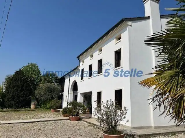 Villa in vendita a Grumolo delle Abbadesse