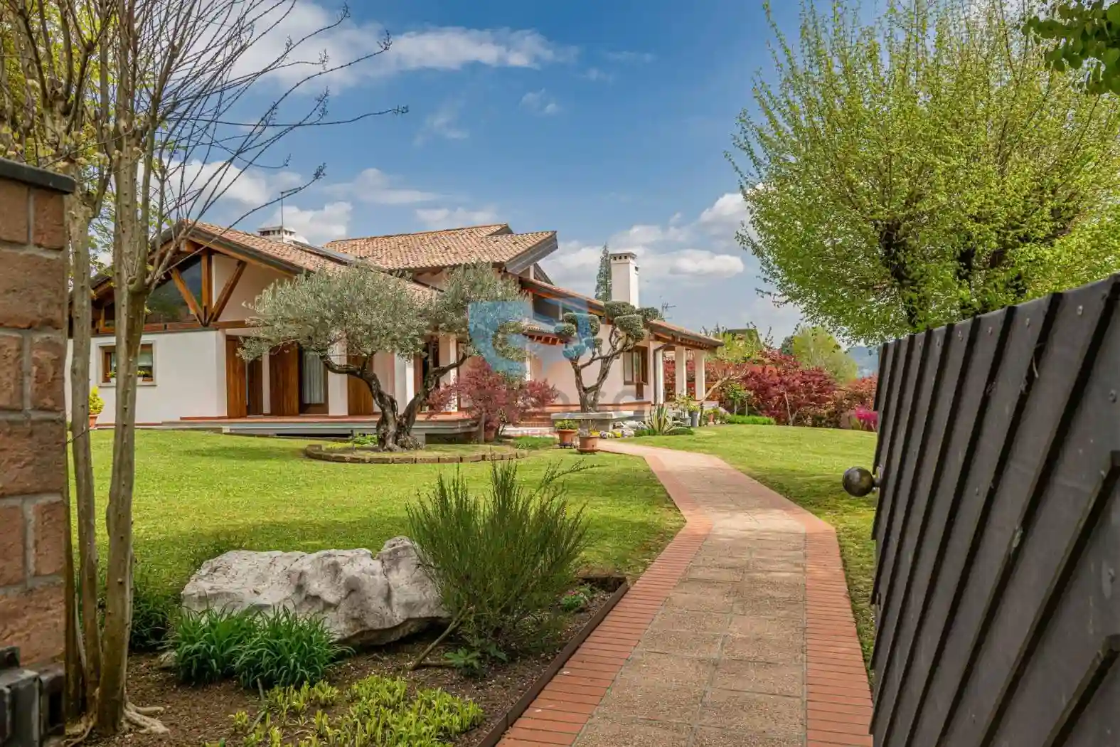 Villa - foto 2