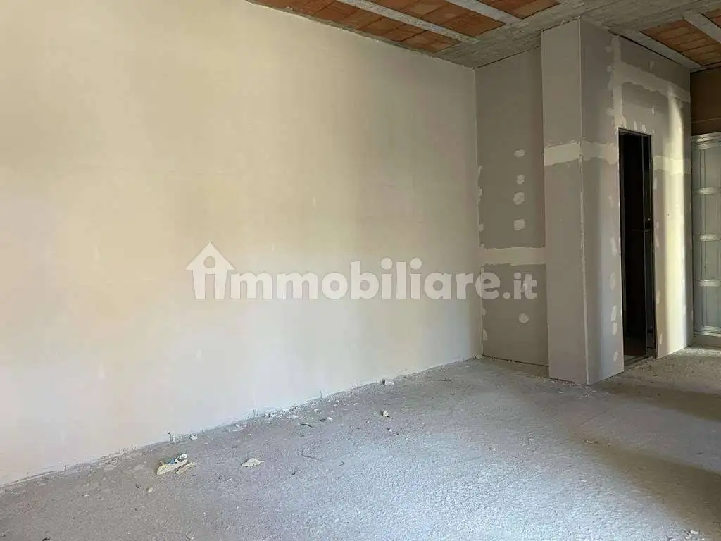 Appartamento in affitto a Mondragone