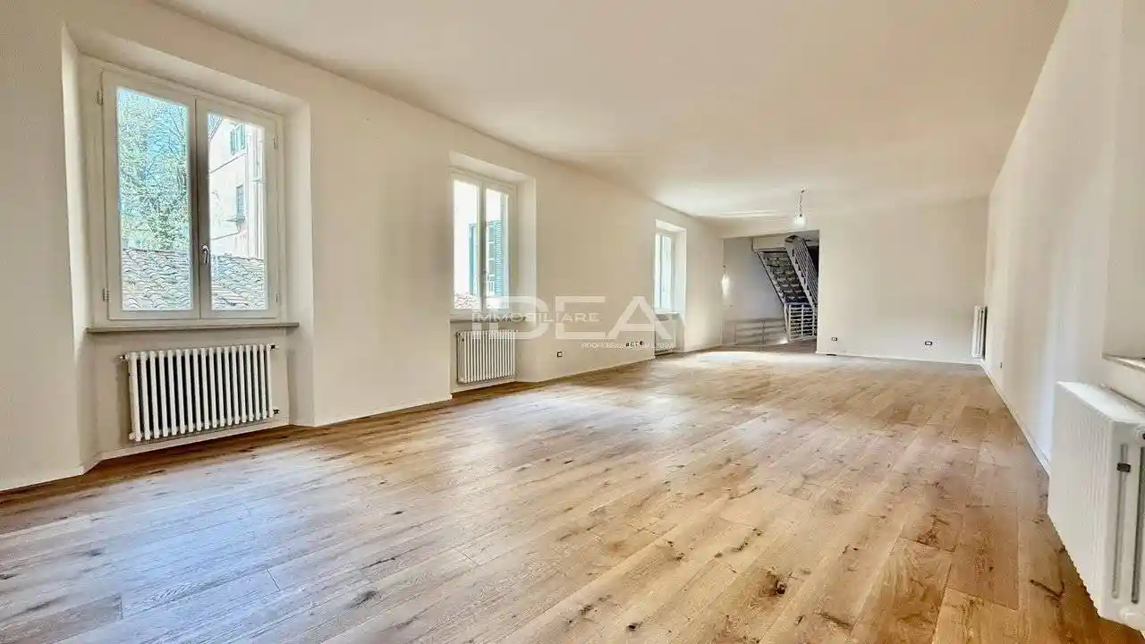 Appartamento in vendita a Lucca