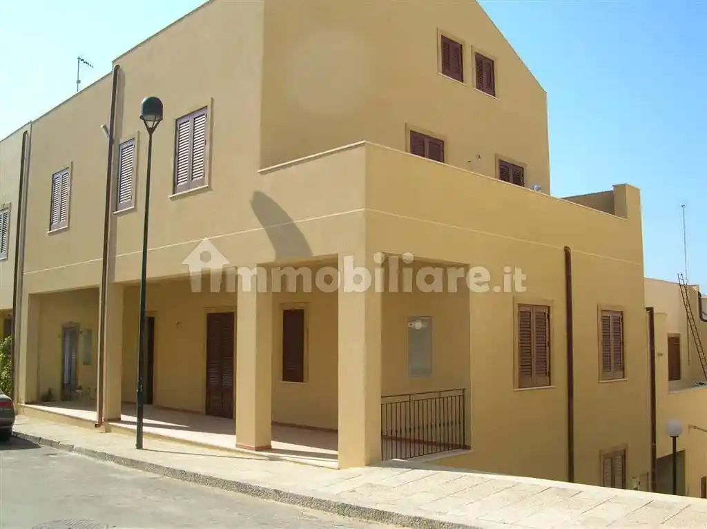 Appartamento in vendita a Menfi