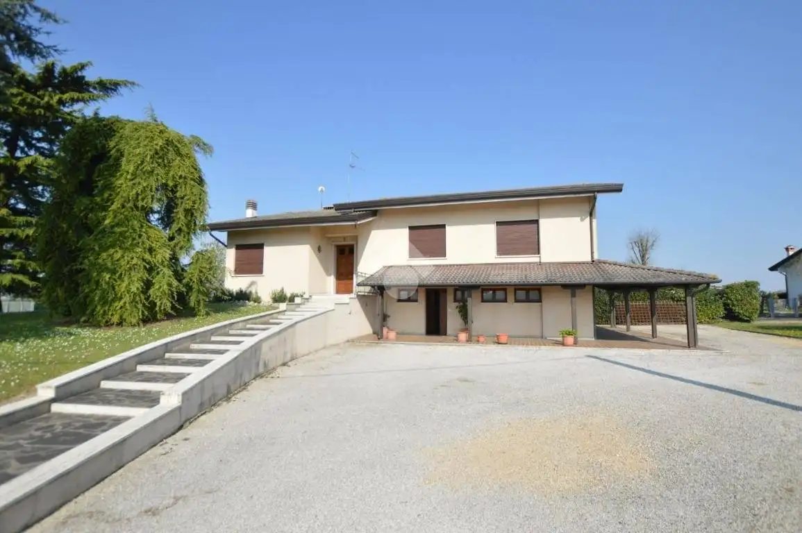 Villa in vendita a Cessalto