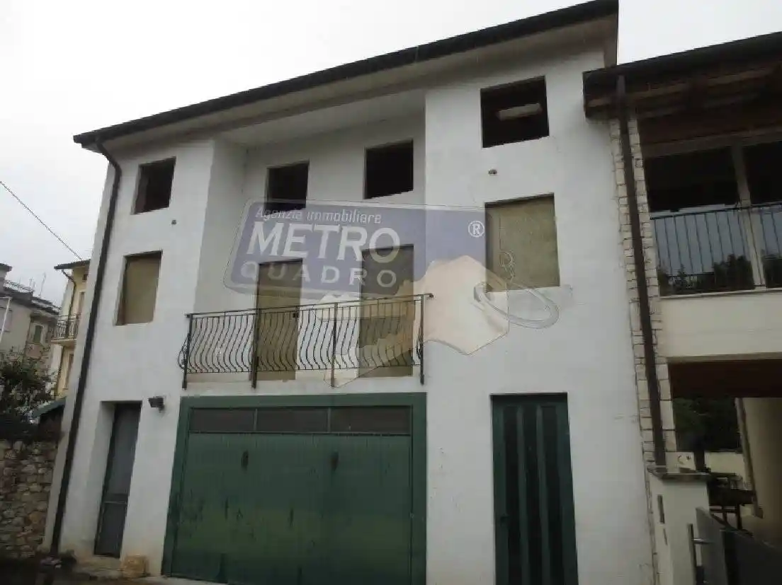 Villa a schiera piazza Della Libertã  ,, Centro, Cogollo del Cengio - foto 2