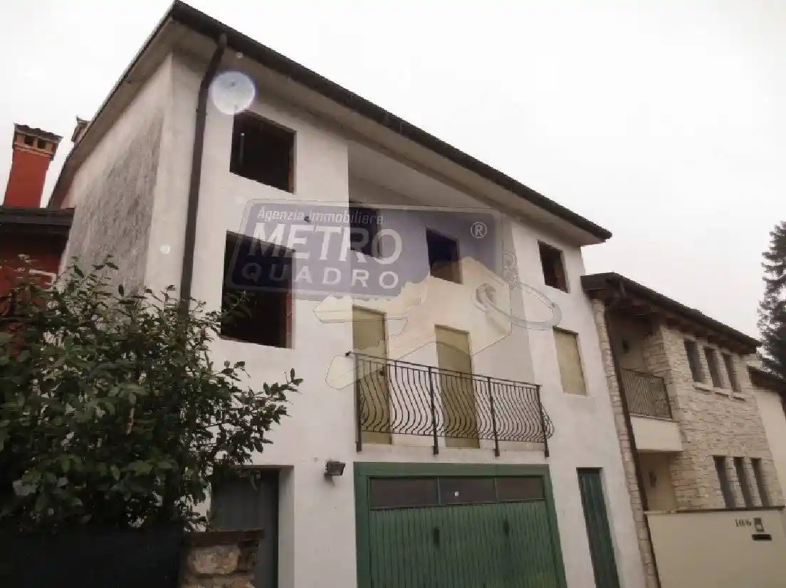 Villa a schiera piazza Della Libertã  ,, Centro, Cogollo del Cengio - foto 4