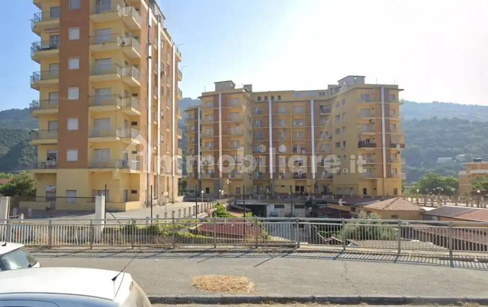 Appartamento in vendita a Falerna