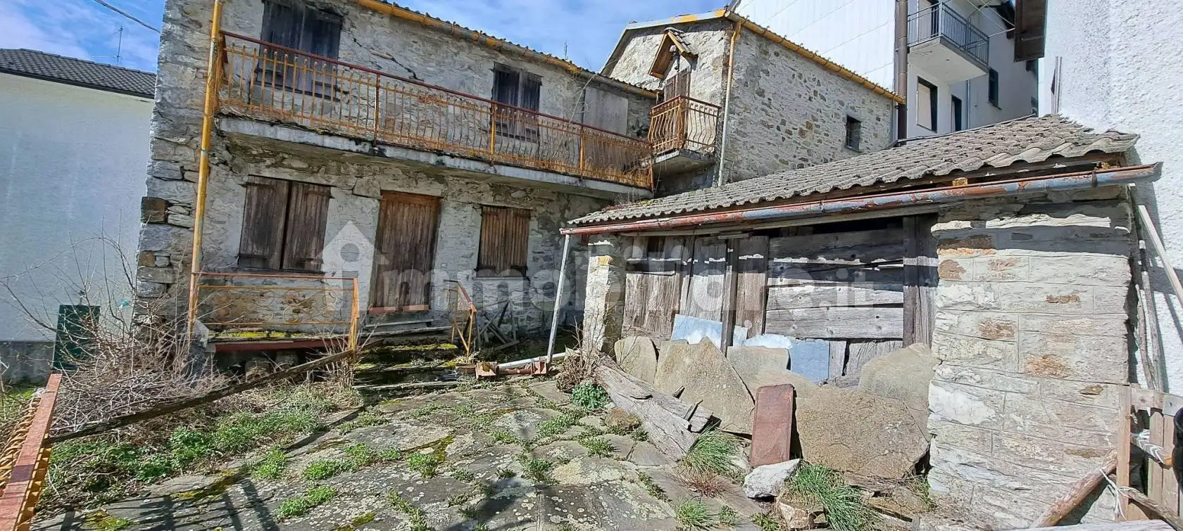 Rustico - Casale in vendita a Rezzoaglio