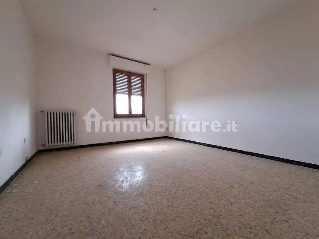 Appartamento in vendita a Bucine