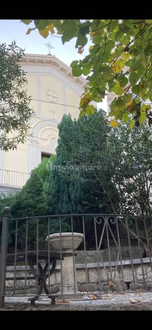 Casa indipendente in vendita a Cusano Mutri