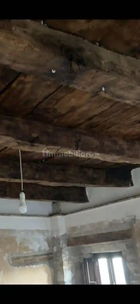 Terratetto plurifamiliare via San Nicola 14, Centro, Cusano Mutri - foto 2