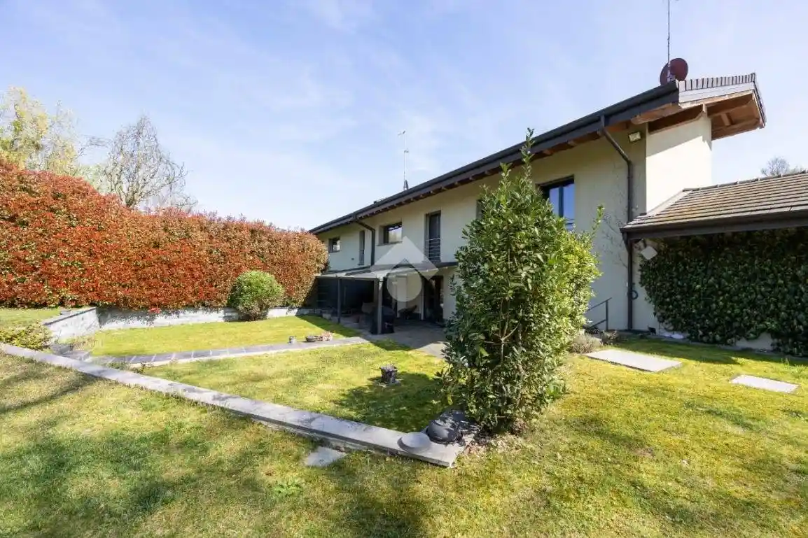 Villa in vendita a Magenta