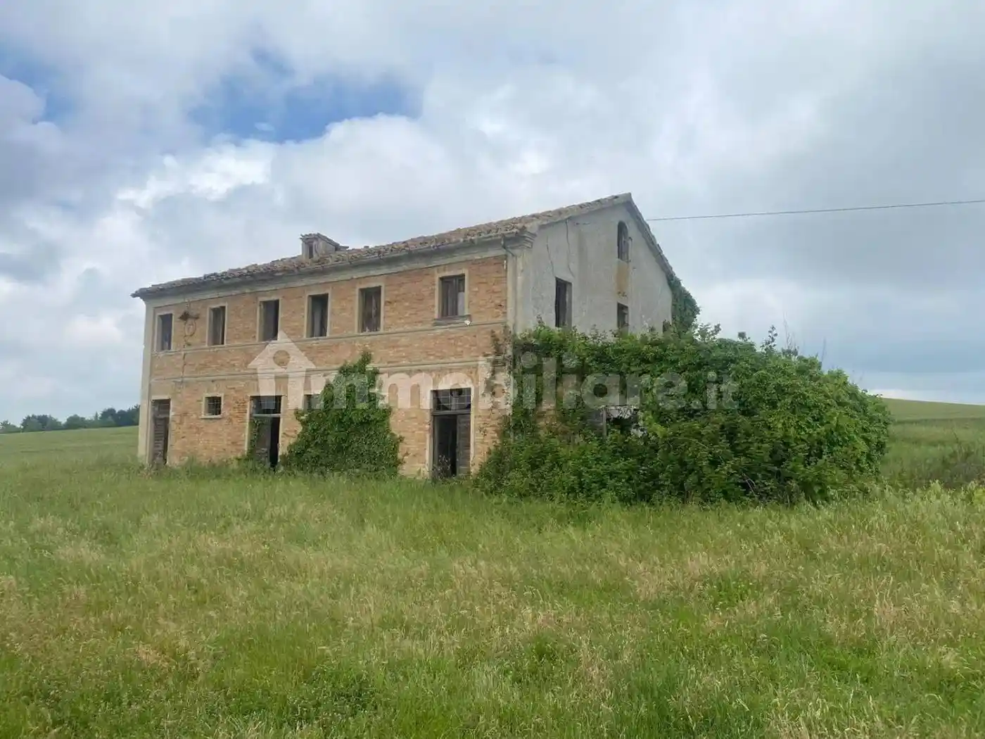 Rustico - Casale in vendita a Terre Roveresche