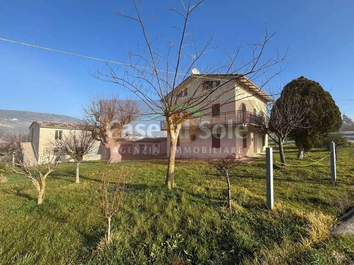 Villa in vendita a Sassoferrato