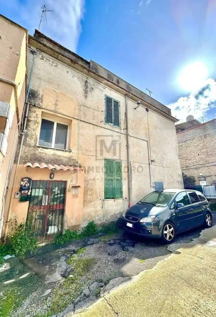 Casa indipendente in vendita a Terracina