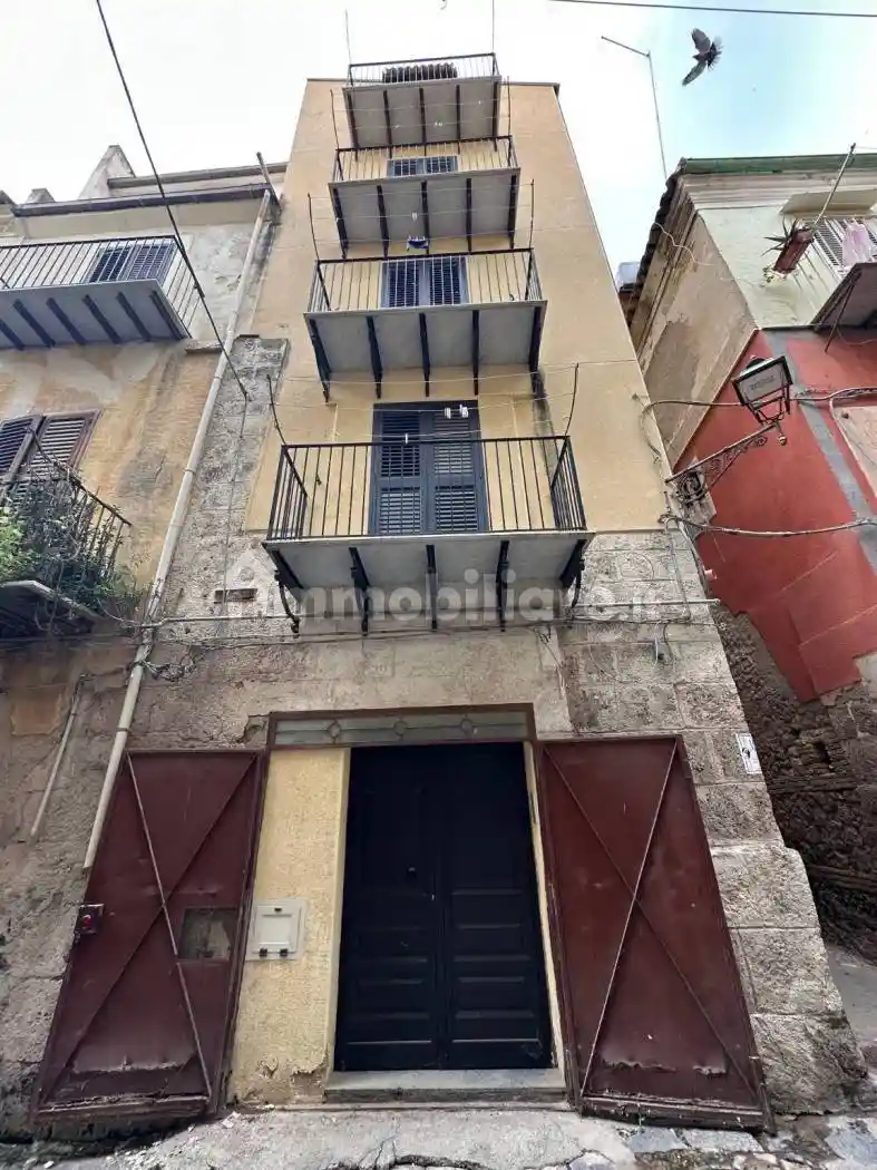 Palazzo - Edificio in vendita a Licata