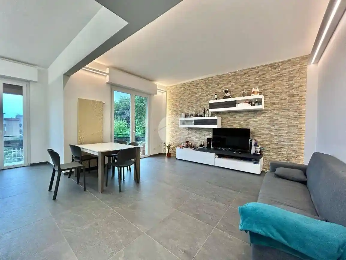 Appartamento in vendita a Savona