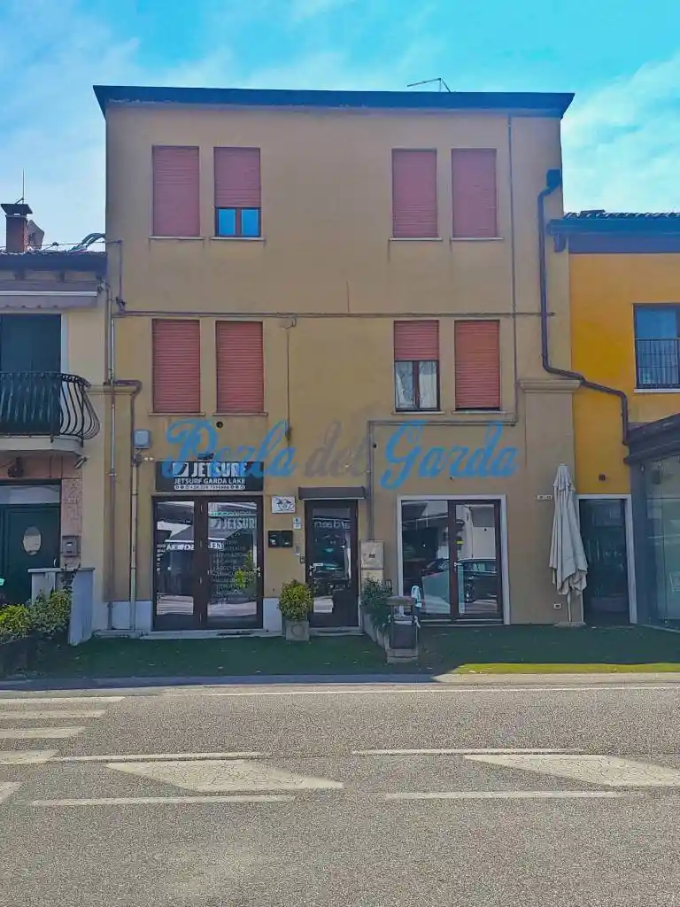 Casa indipendente in vendita a Peschiera del Garda