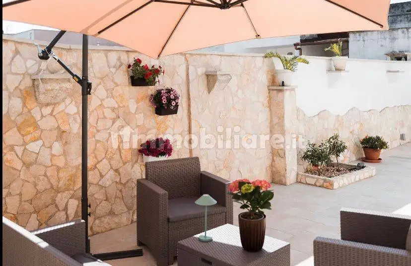 Casa indipendente in affitto a Melendugno