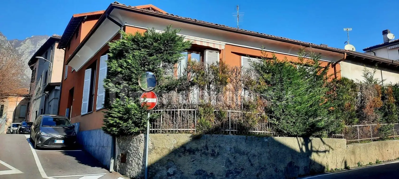 Villa in vendita a Lecco