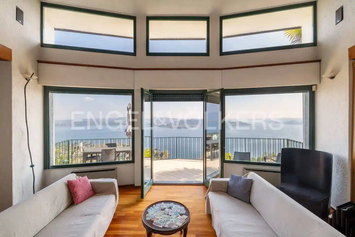 Villa in vendita a Massino Visconti