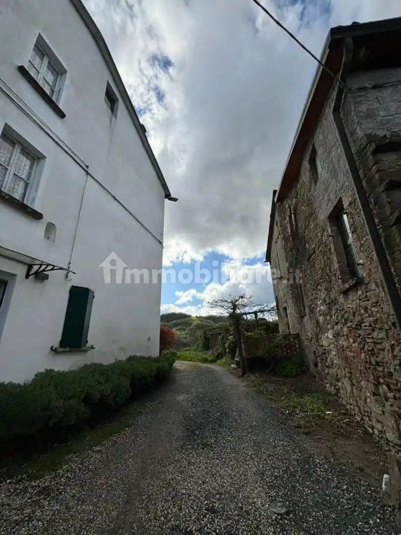Terratetto unifamiliare Località Spiaggio, Varano de' Melegari - foto 2