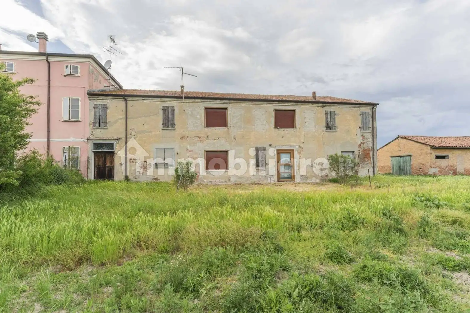 Rustico - Casale in vendita a Ferrara