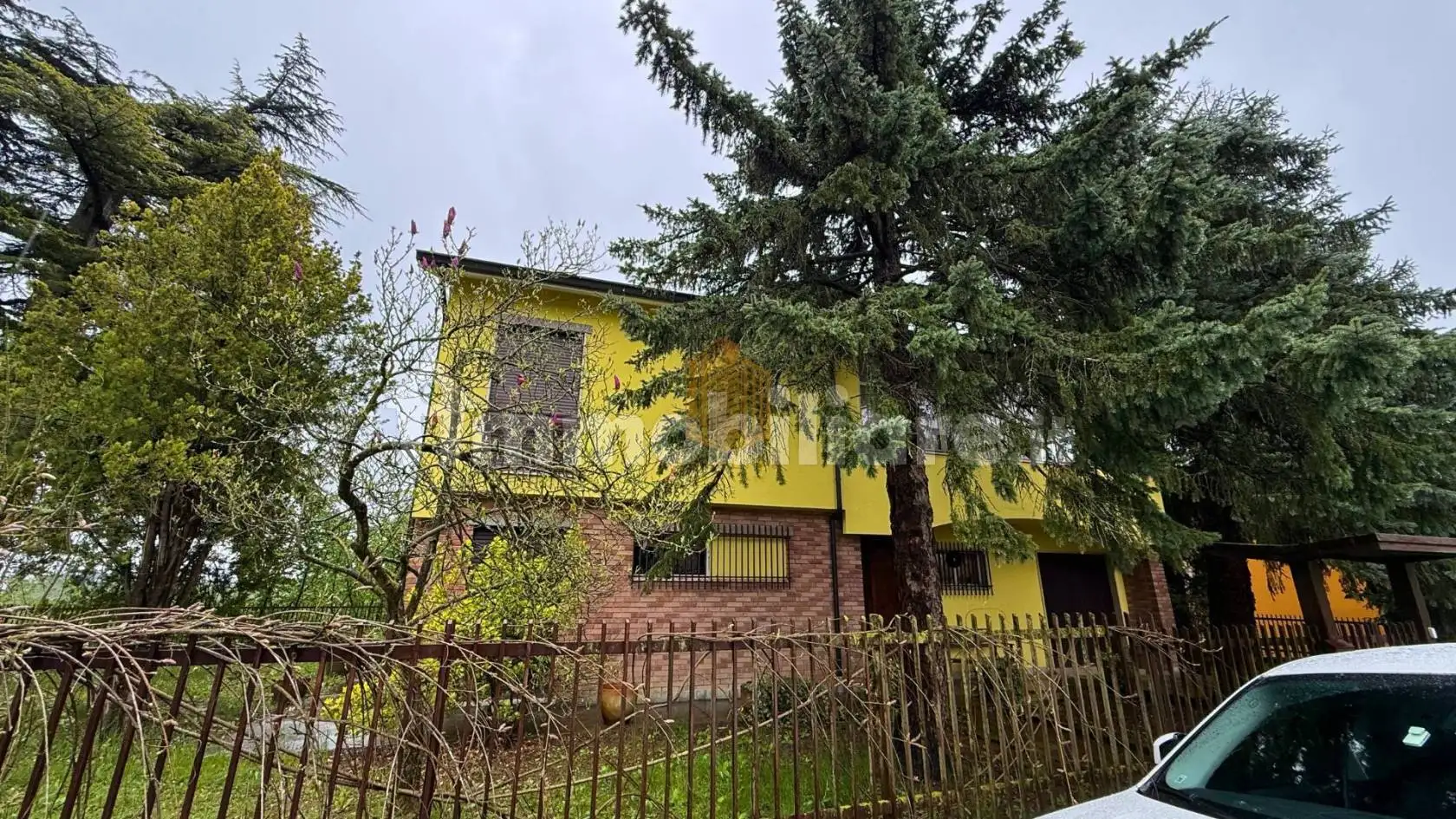 Villa in vendita a Cravanzana