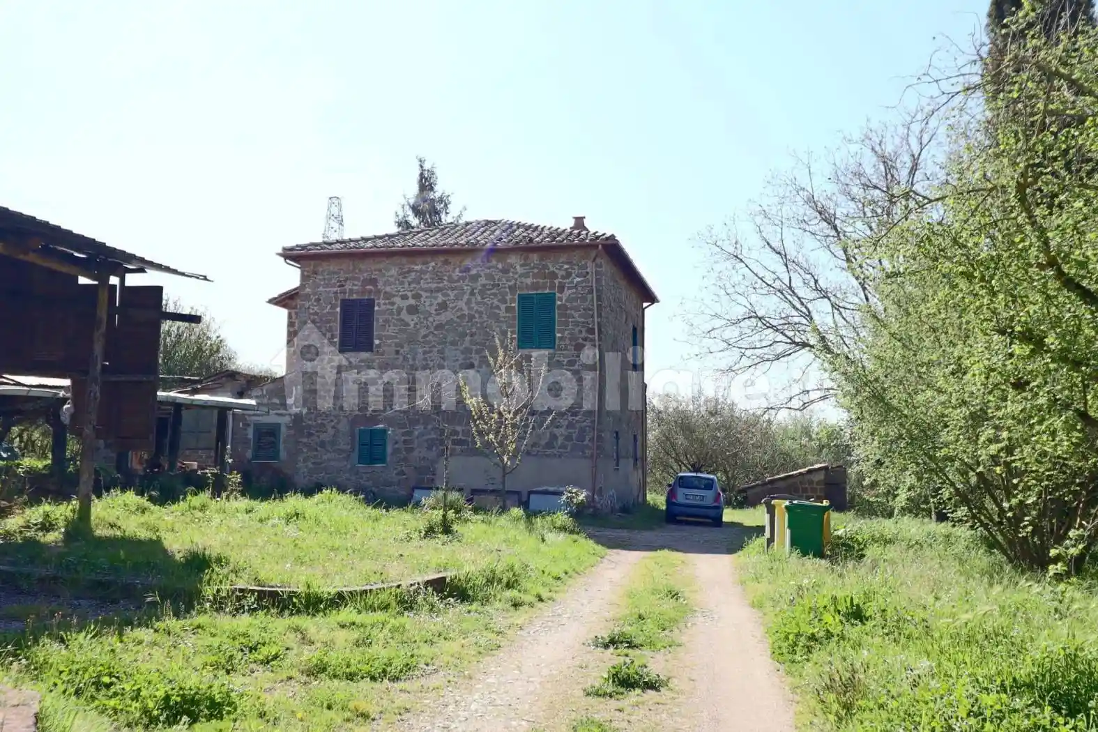 Rustico - Casale in vendita a Capranica