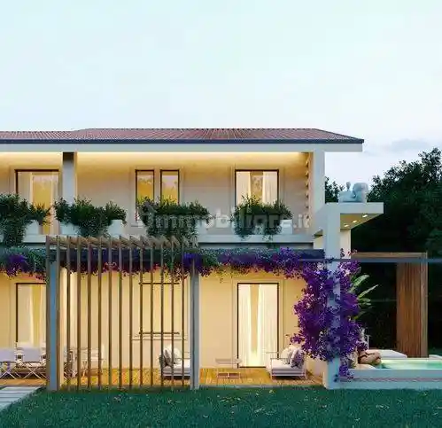 Casa indipendente in vendita a Forte dei Marmi