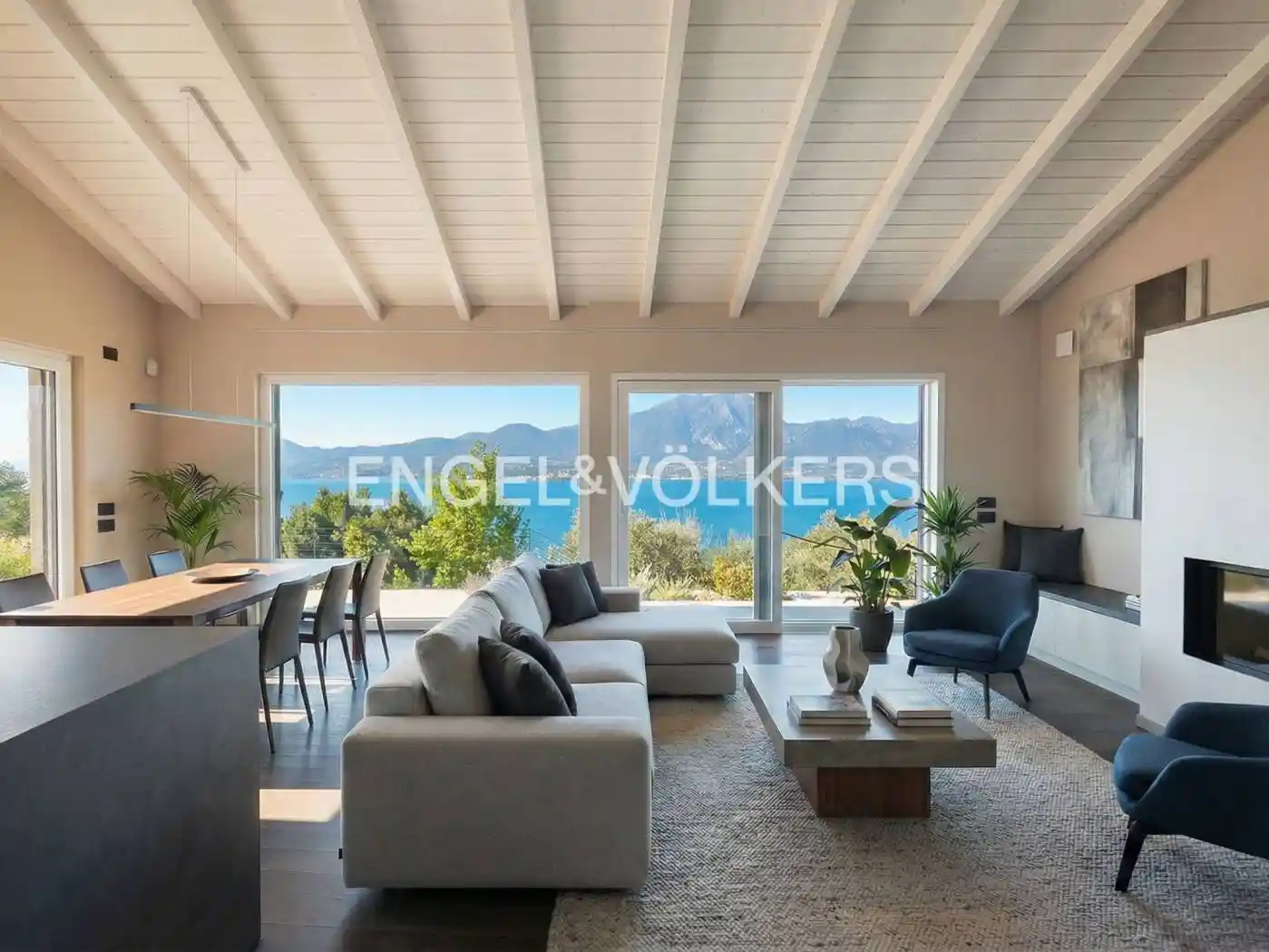 Villa in vendita a Torri del Benaco