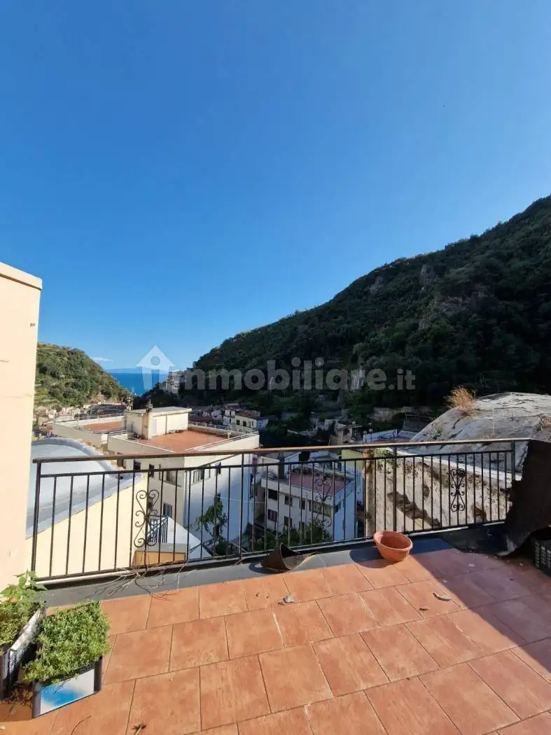 Appartamento in vendita a Cetara