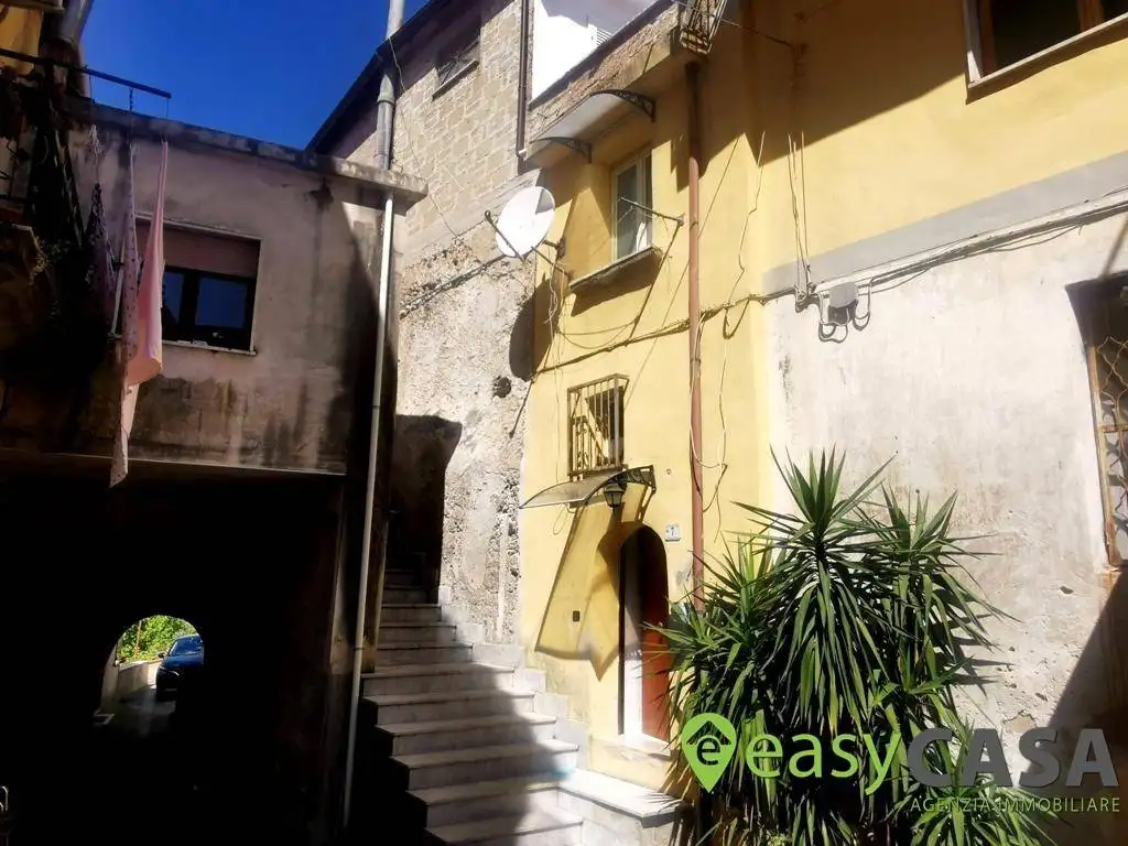 Appartamento in vendita a Montecorvino Rovella