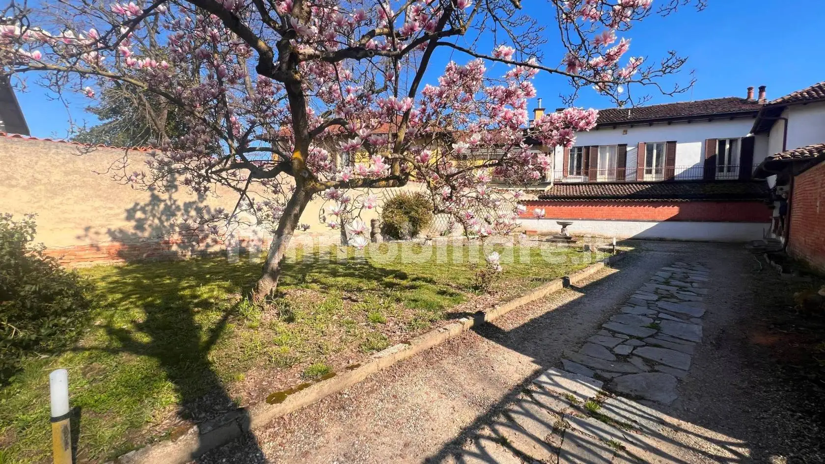 Villa in vendita a Cerro Tanaro